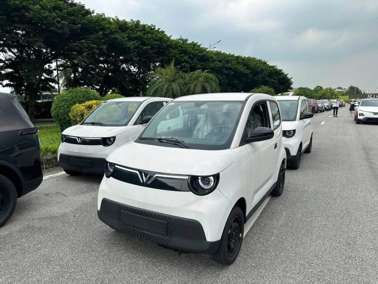Bán xe Minio trắng 100% new ra biển 1 lần tại Bắc Giang